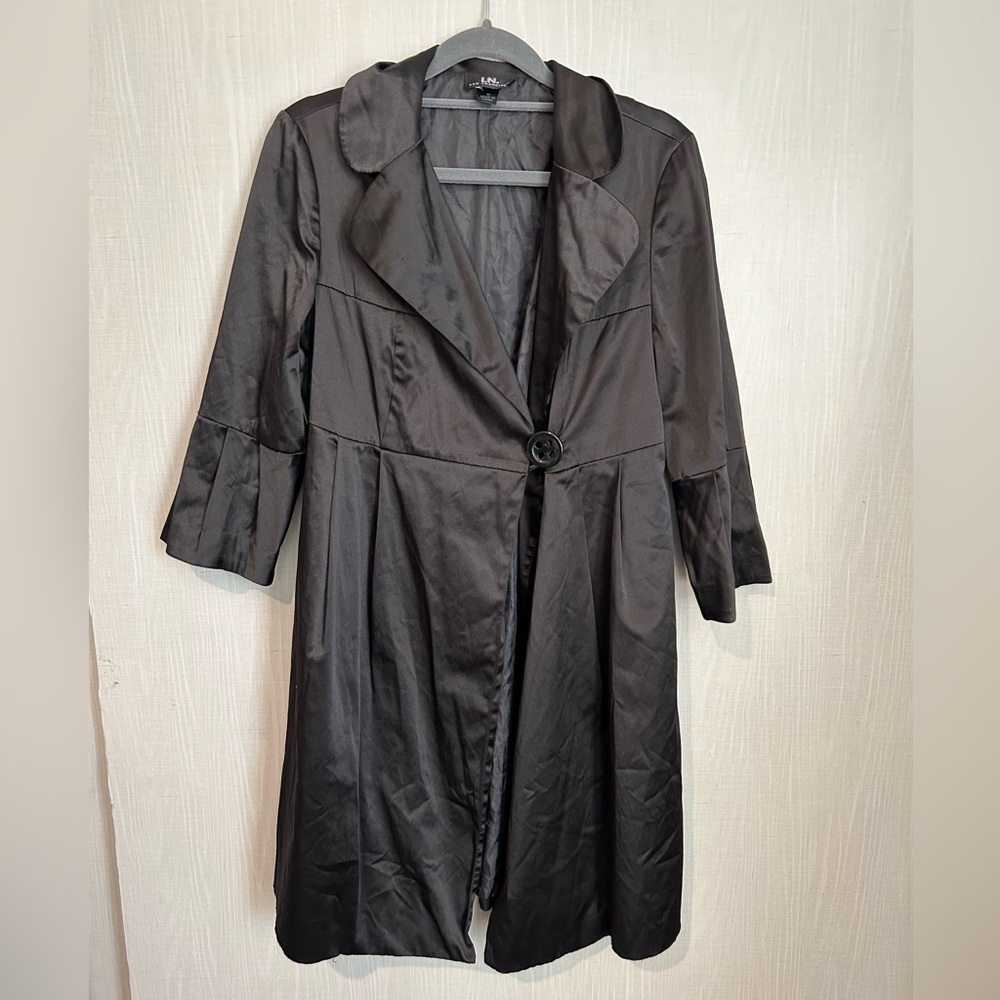 Black dress coat medium